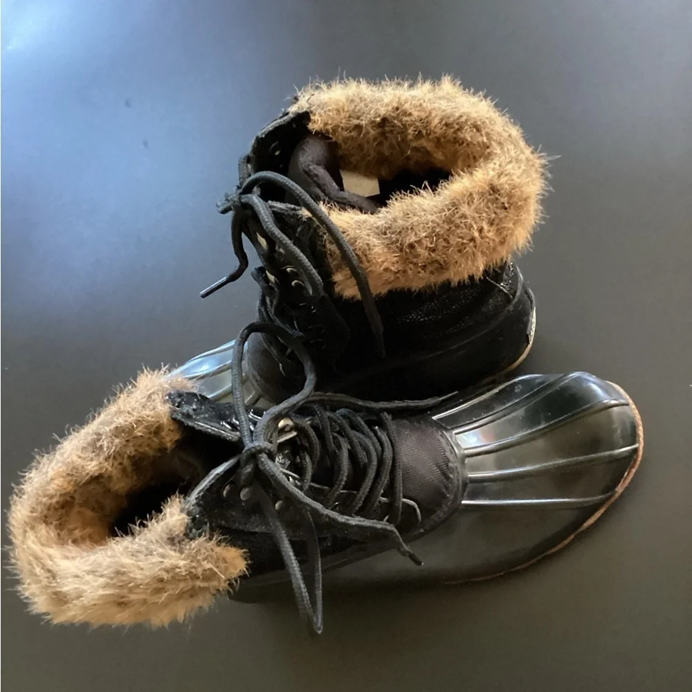 Artic Plunge faux fur ducky boots-SZ 7